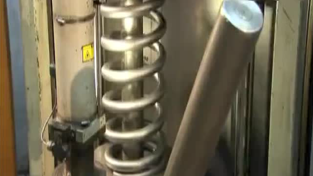 【視頻】房屋抗震(zhèn)原來也可以用(yong)彈簧，熱卷彈簧(huang)生産全過程及(ji)詳解！